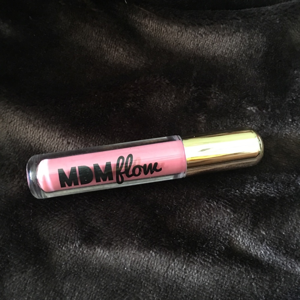 MDM Flow liquid matte lipstick in Retro